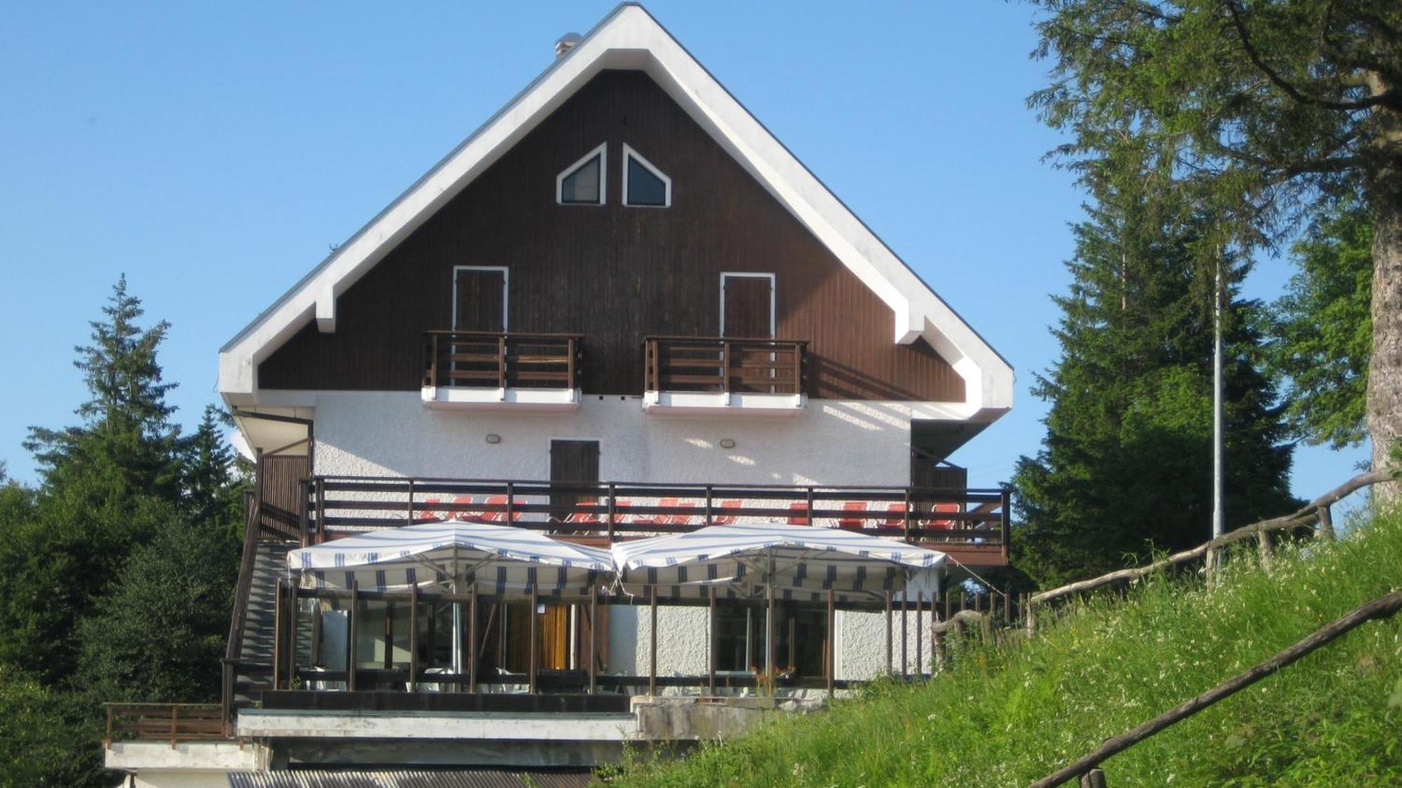 Albergo Casa Della Neve Stresa Exterior photo