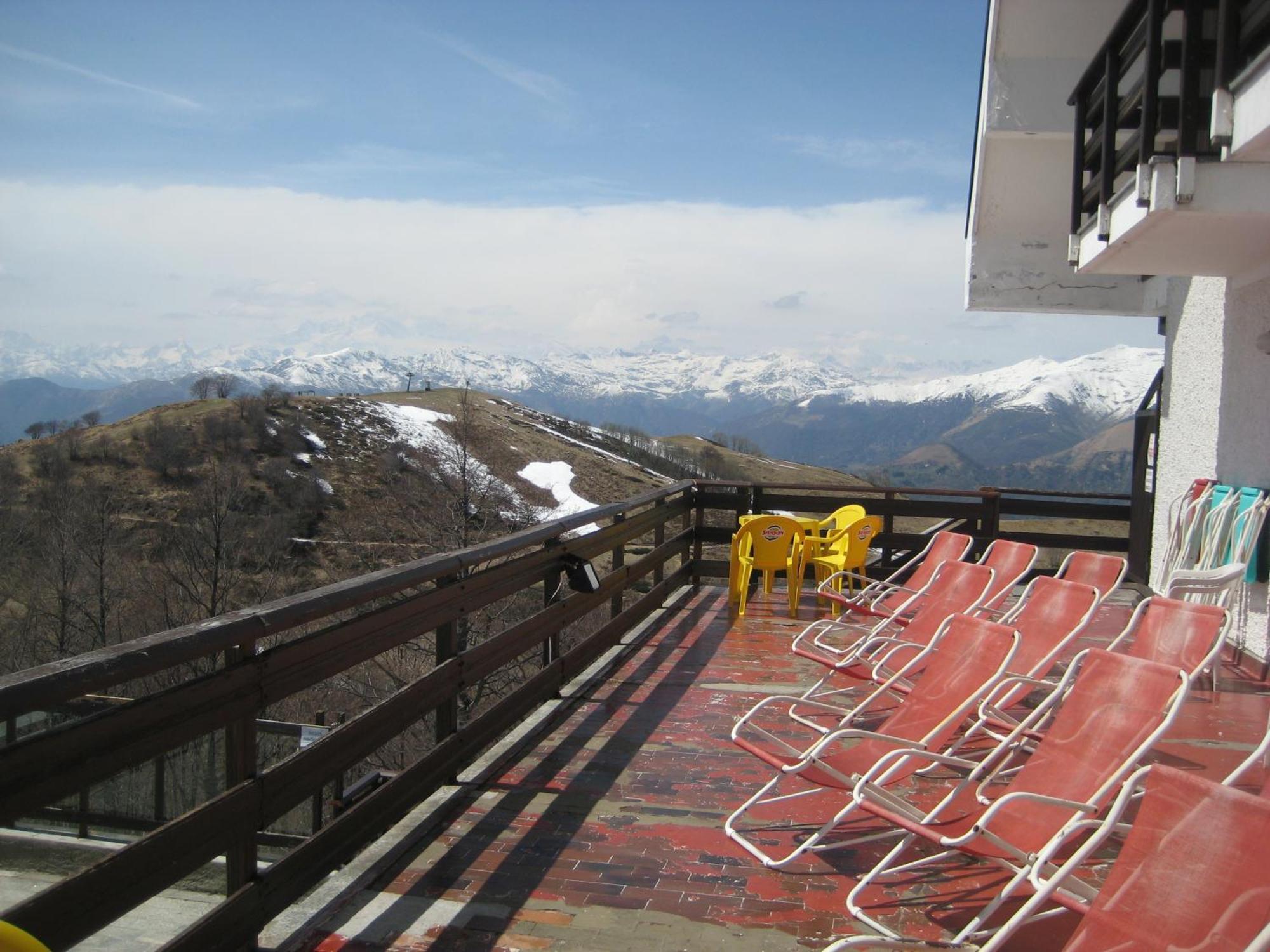 Albergo Casa Della Neve Stresa Exterior photo