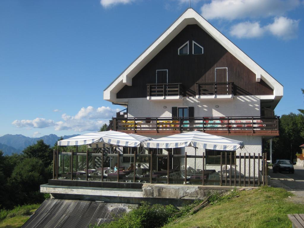 Albergo Casa Della Neve Stresa Exterior photo